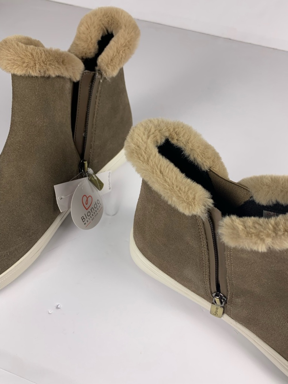 Blondo Waterproof Ankle Boots Womens 9 Taupe Faux Suede Fur Trim NEW NWT - Picture 3 of 14